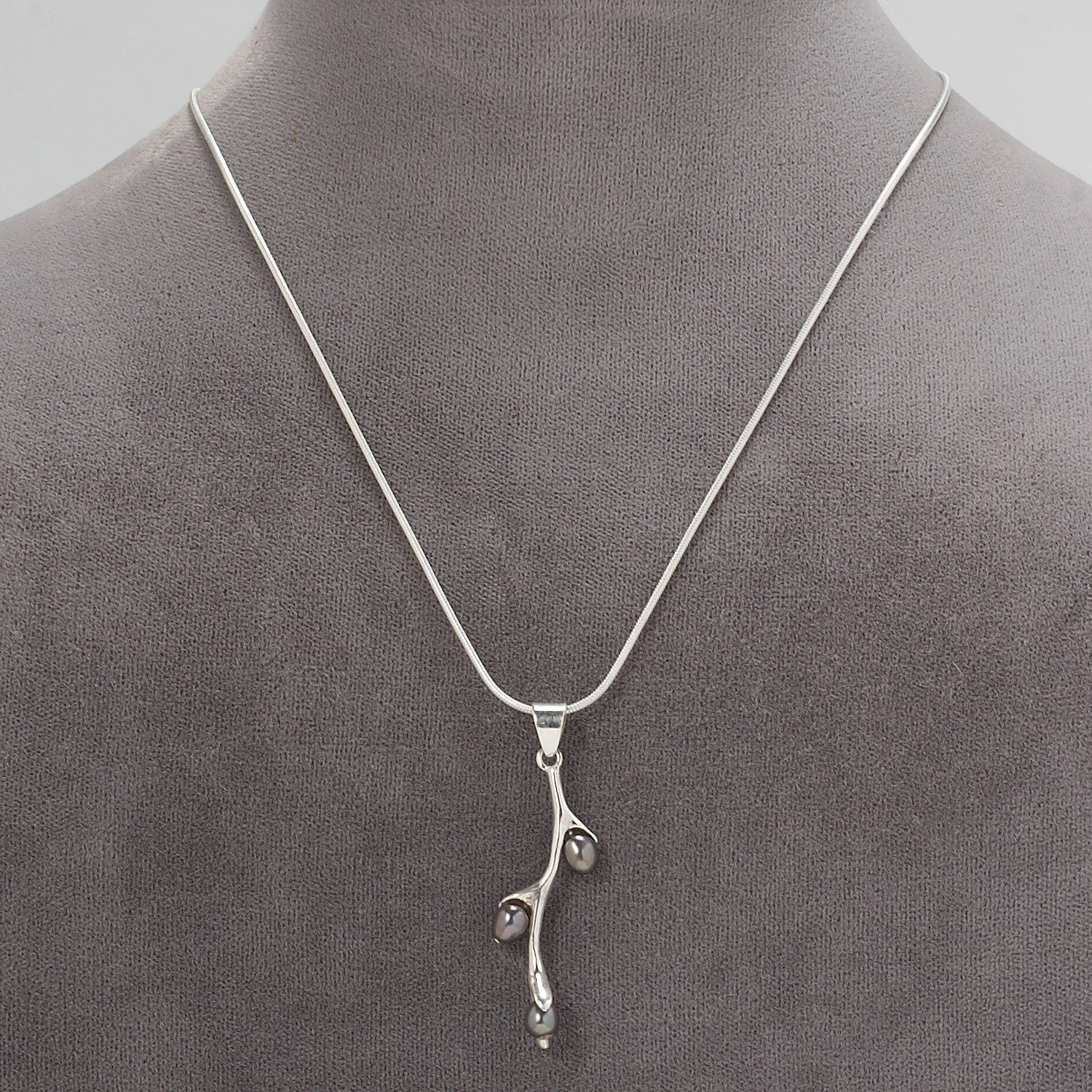 Willow Bud Pearl Sterling Silver Necklace Handcrafted In Nepal 7 Willow Bud Pearl Sterling Silver Necklace Handcrafted In Nepal - Image 5